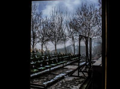 其他.A407-Newsha TavakolianBlank Pages of an Iranian Photo Album的摄影作品